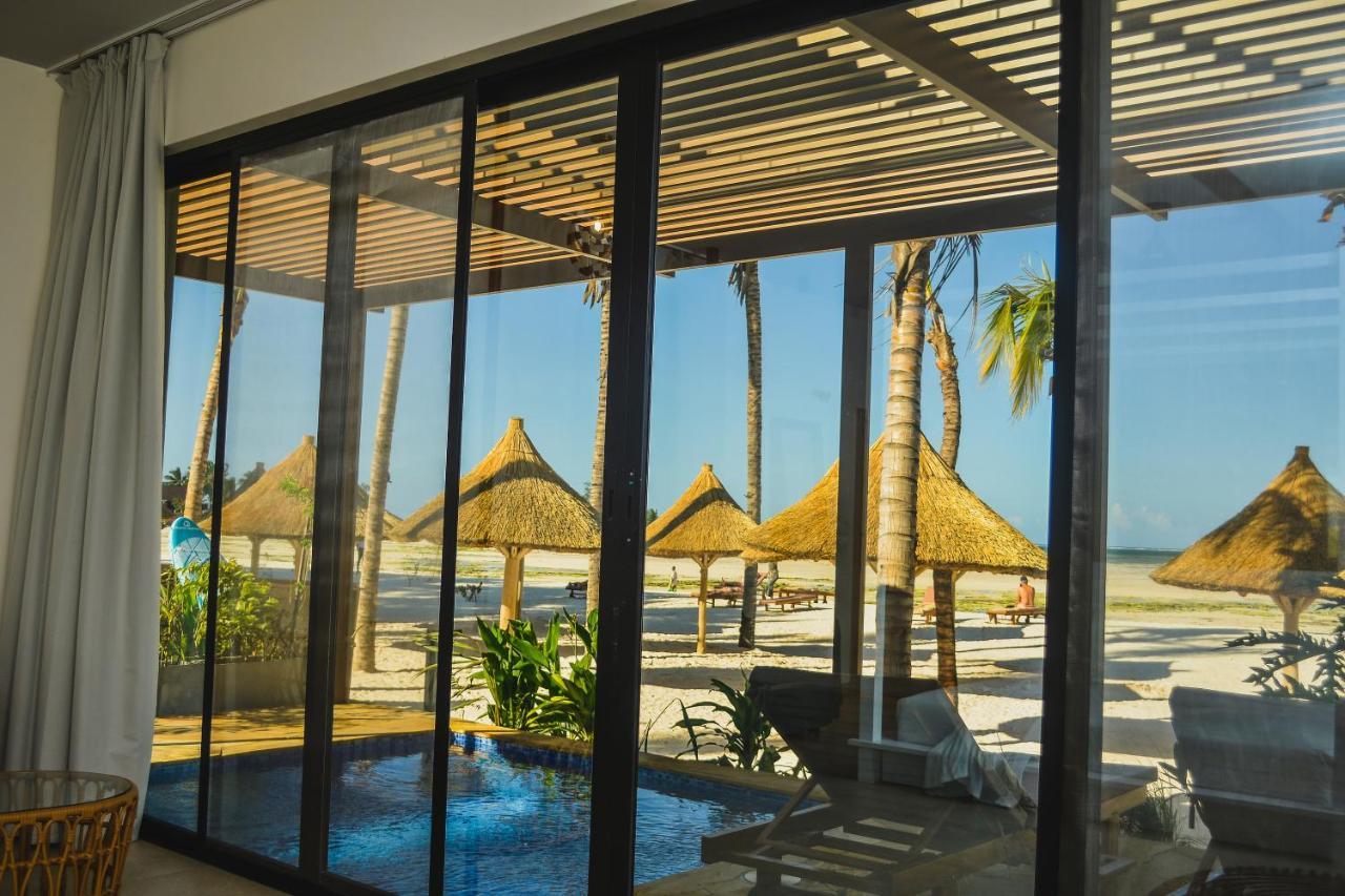 Honeymoon Suite with Private Pool,1299379231:JPEG